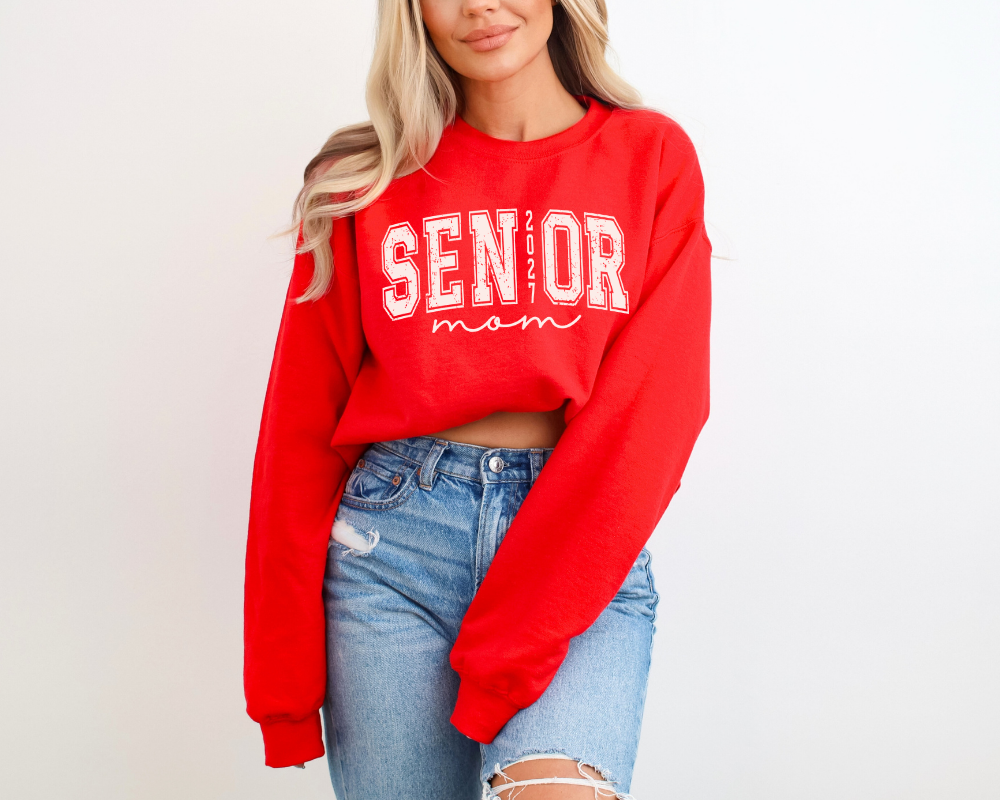 Senior Mom 2027 Sweatshirt | Class of 2027 Varsity Crewneck | Proud Senior Mom Pullover