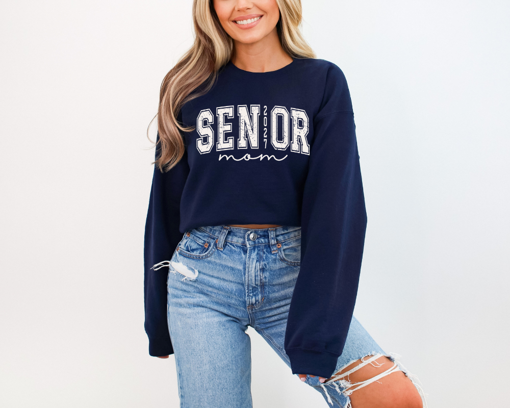 Senior Mom 2027 Sweatshirt | Class of 2027 Varsity Crewneck | Proud Senior Mom Pullover