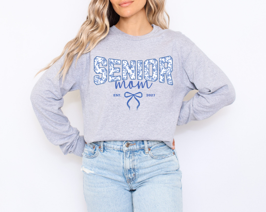 Senior Mom 2027 Blue Toile Bow Sweatshirt | Proud Senior Mom Gift