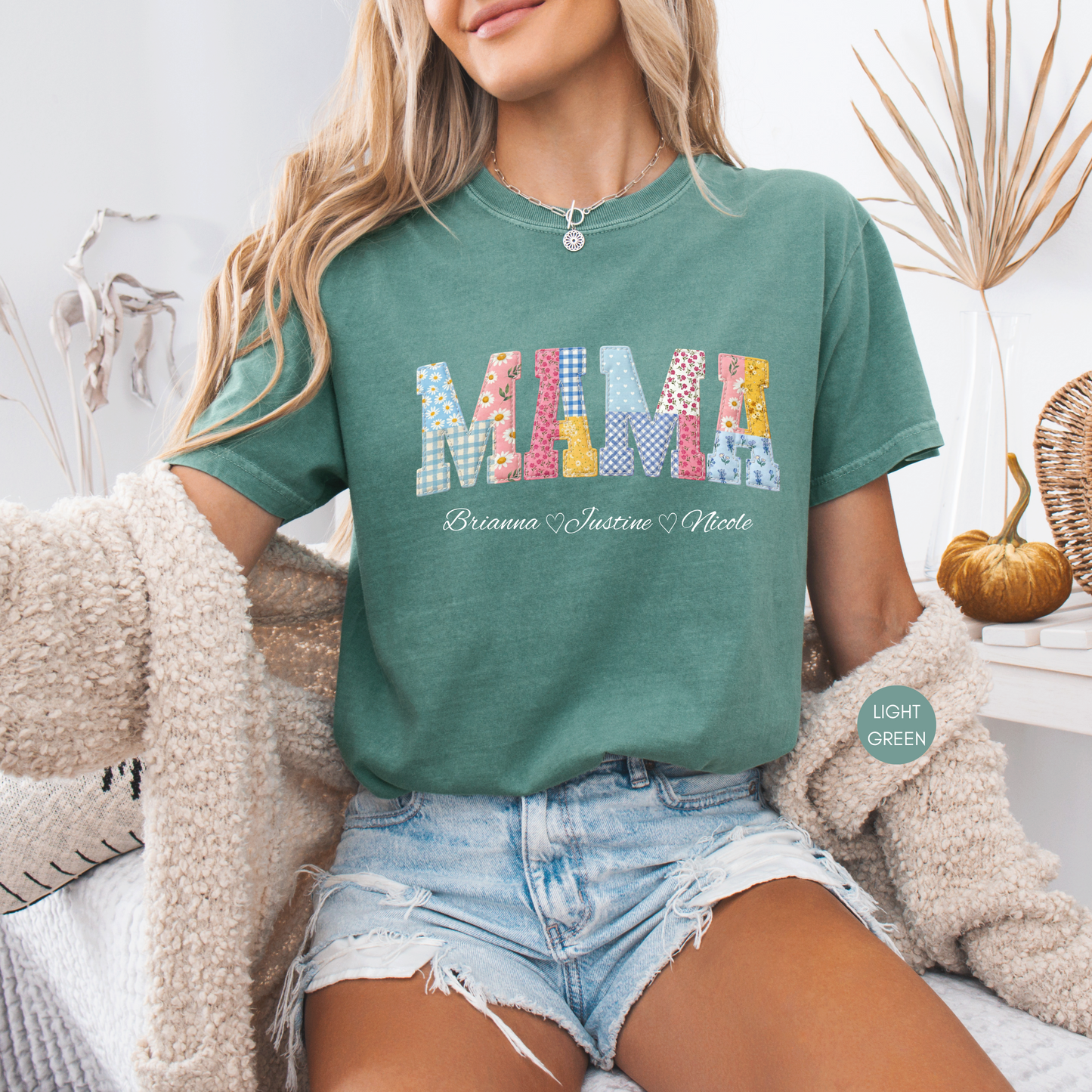Personalized MAMA patchwork shirt with custom kids names on green t-shirt