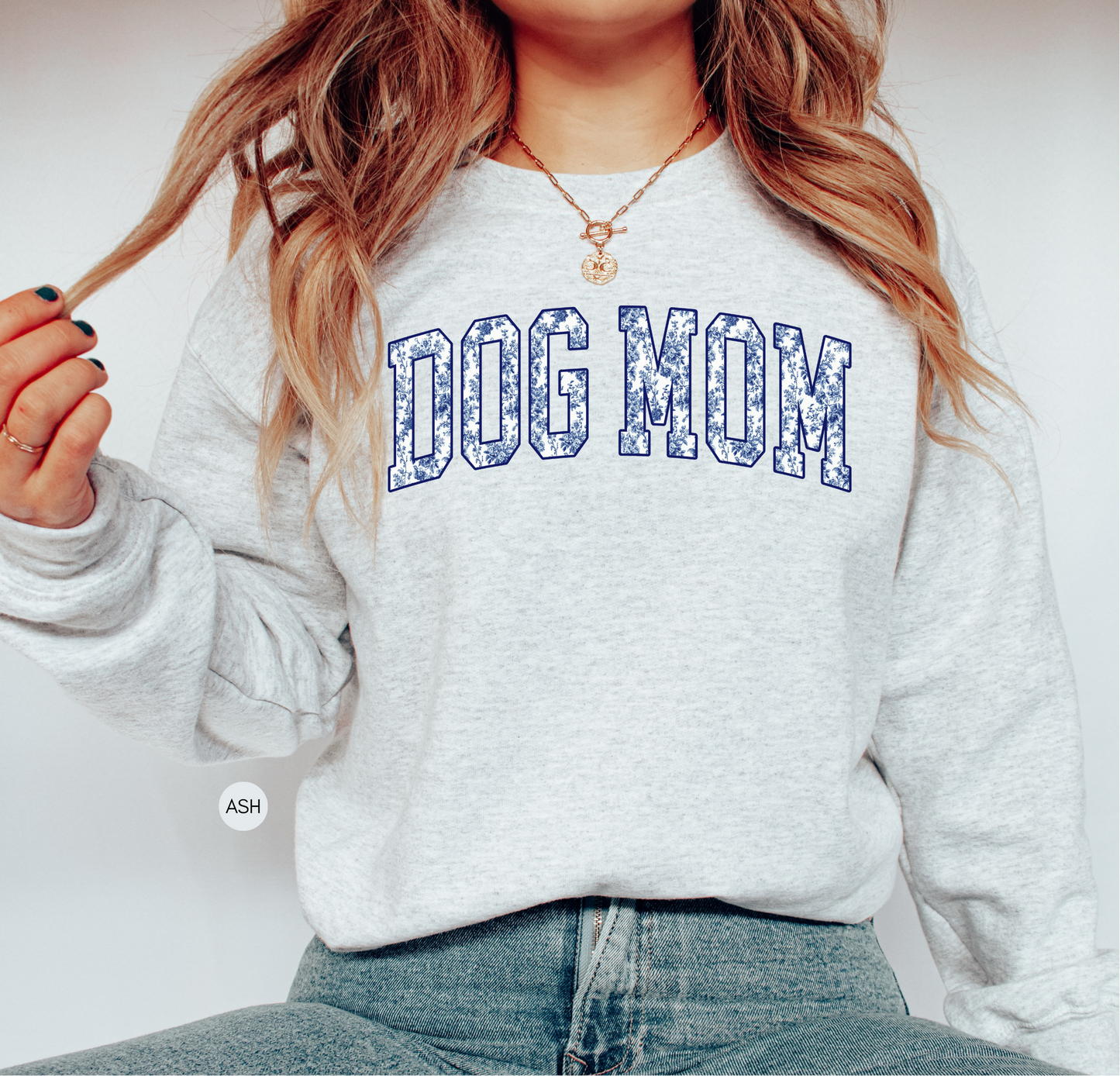 Dog Mom Varsity Toile Sweatshirt – Cute Pet Mom Crewneck