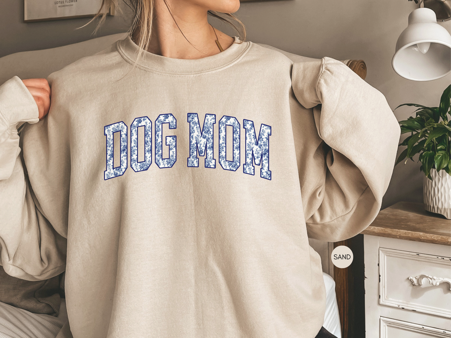 Dog Mom Varsity Toile Sweatshirt – Cute Pet Mom Crewneck