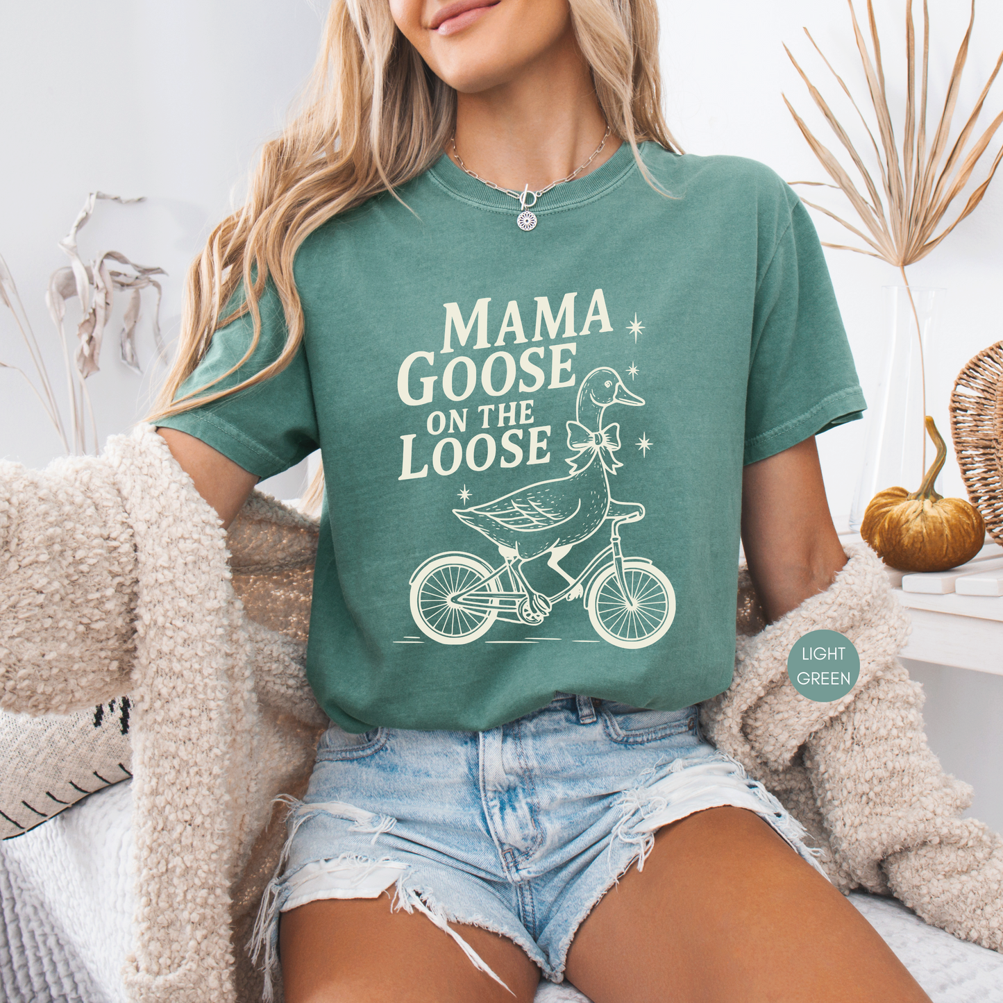 Mama Goose on the Loose Shirt – Funny Mom Tee, Cute Goose Mom Gift