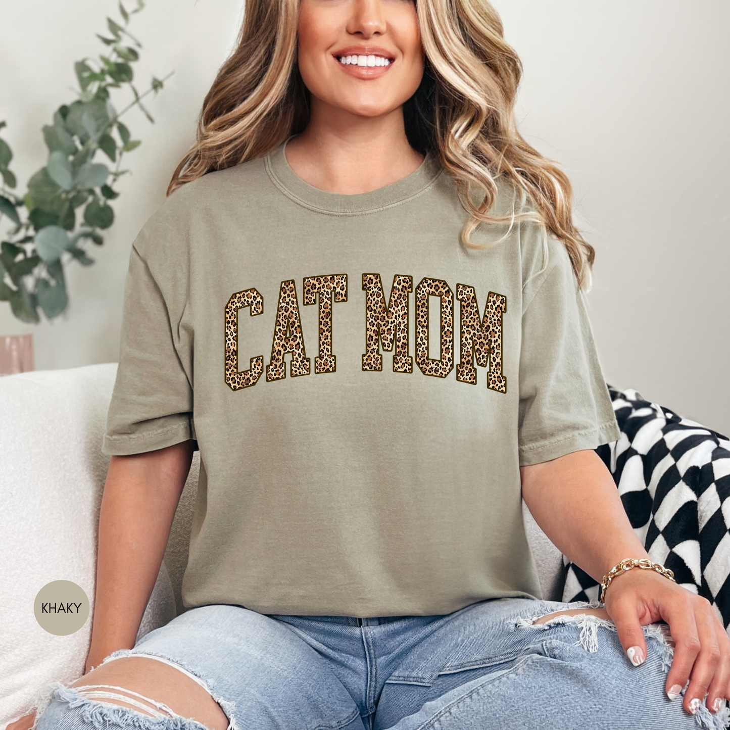 Cat Mom Leopard Shirt – Trendy Animal Print Graphic Tee for Cat Lovers