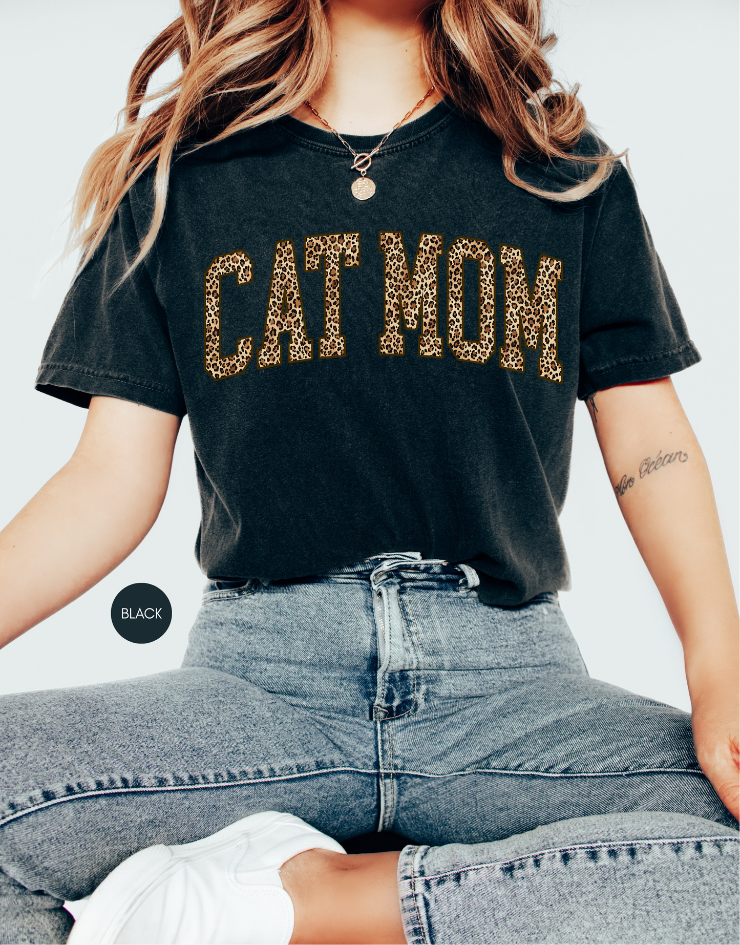 Cat Mom Leopard Shirt – Trendy Animal Print Graphic Tee for Cat Lovers