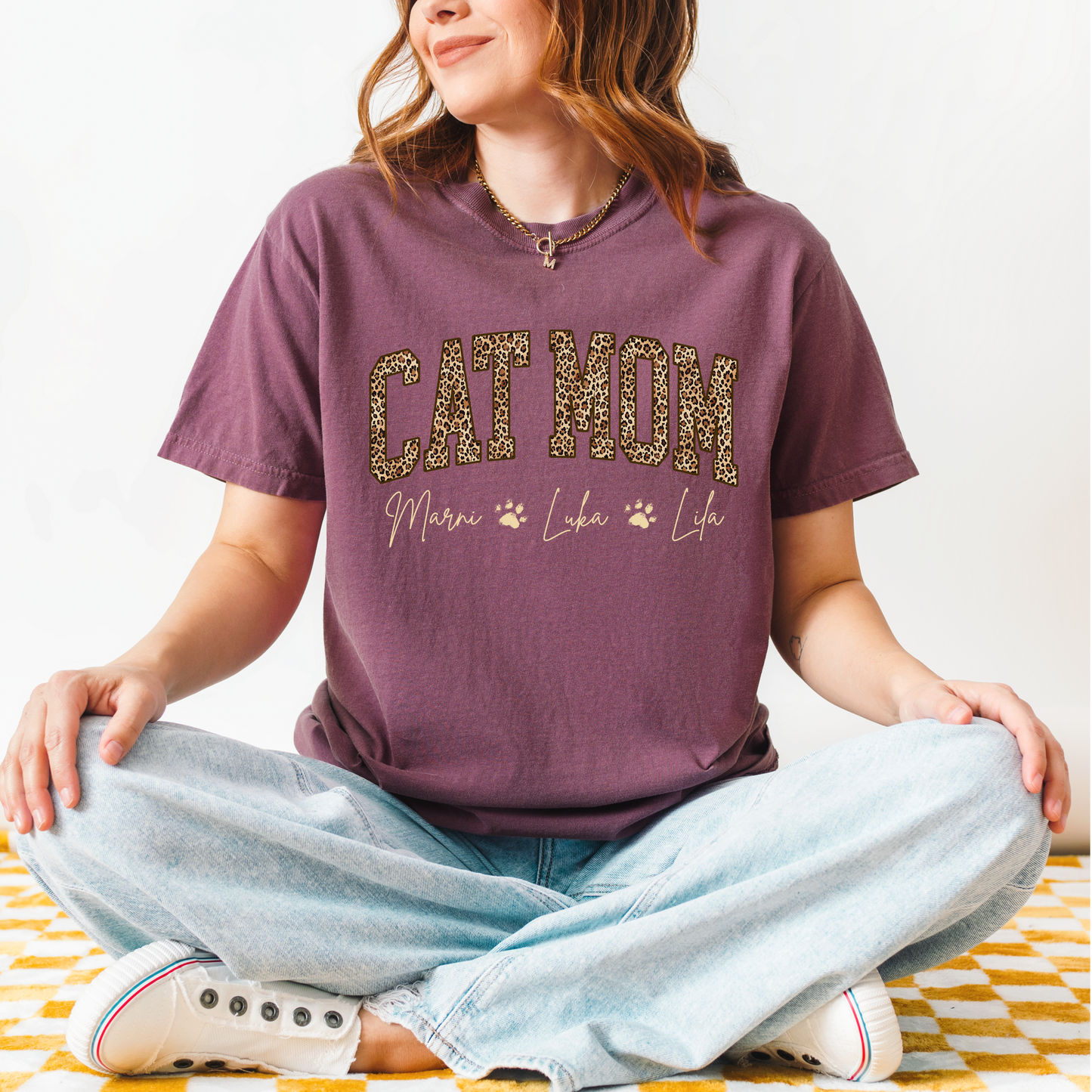 Personalized Cat Mom Shirt with Names – Custom Cat Lover Gift