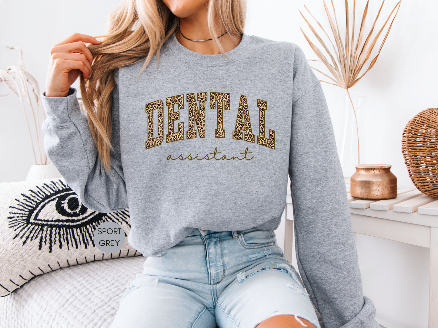 Dental Assistant Leopard Sweatshirt – Cozy Gift for Dental Assistants