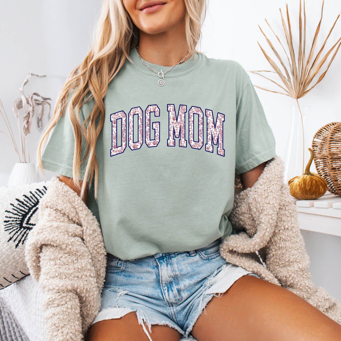 Dog Mom Floral Varsity Shirt – Ivory Vintage Style Graphic Tee