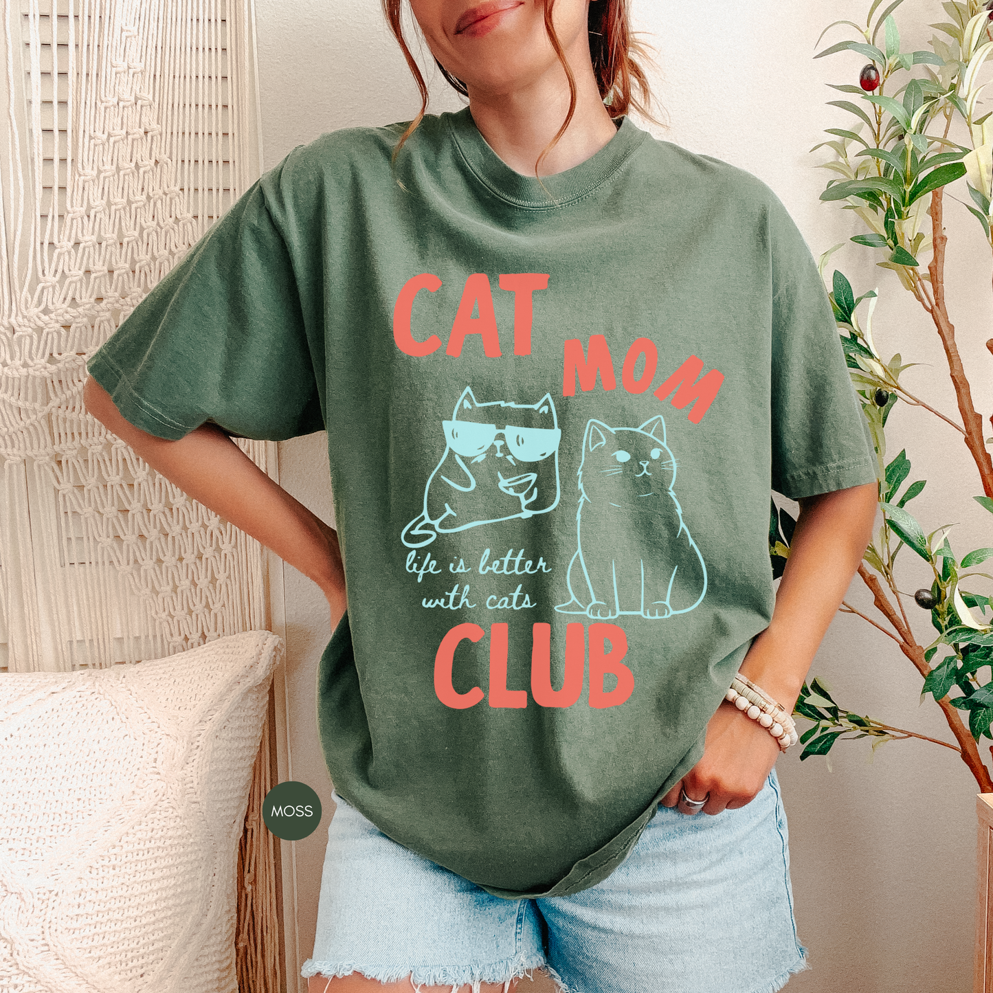 Cat Mom Club Shirt 🐱 Cute Cat Lover Tee | Funny Gift for Cat Moms