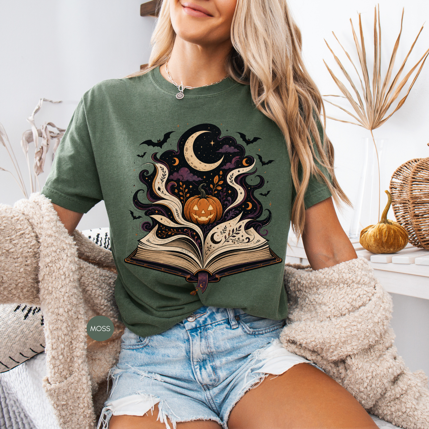 Comfort Colors Halloween book lover T-shirt in ivory