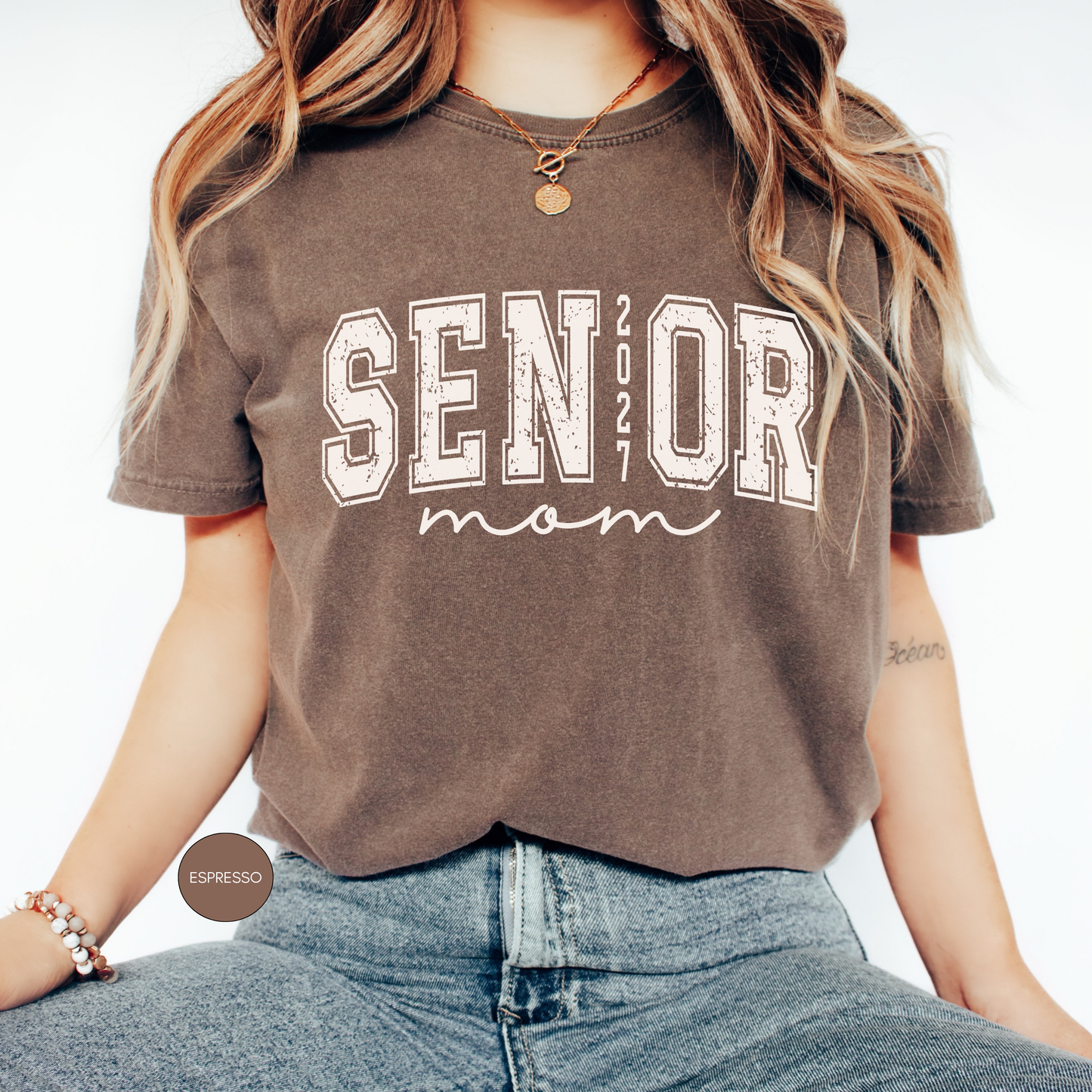 Senior Mom 2027 Shirt | Proud Class of 2027 Mom Varsity Graphic Tee